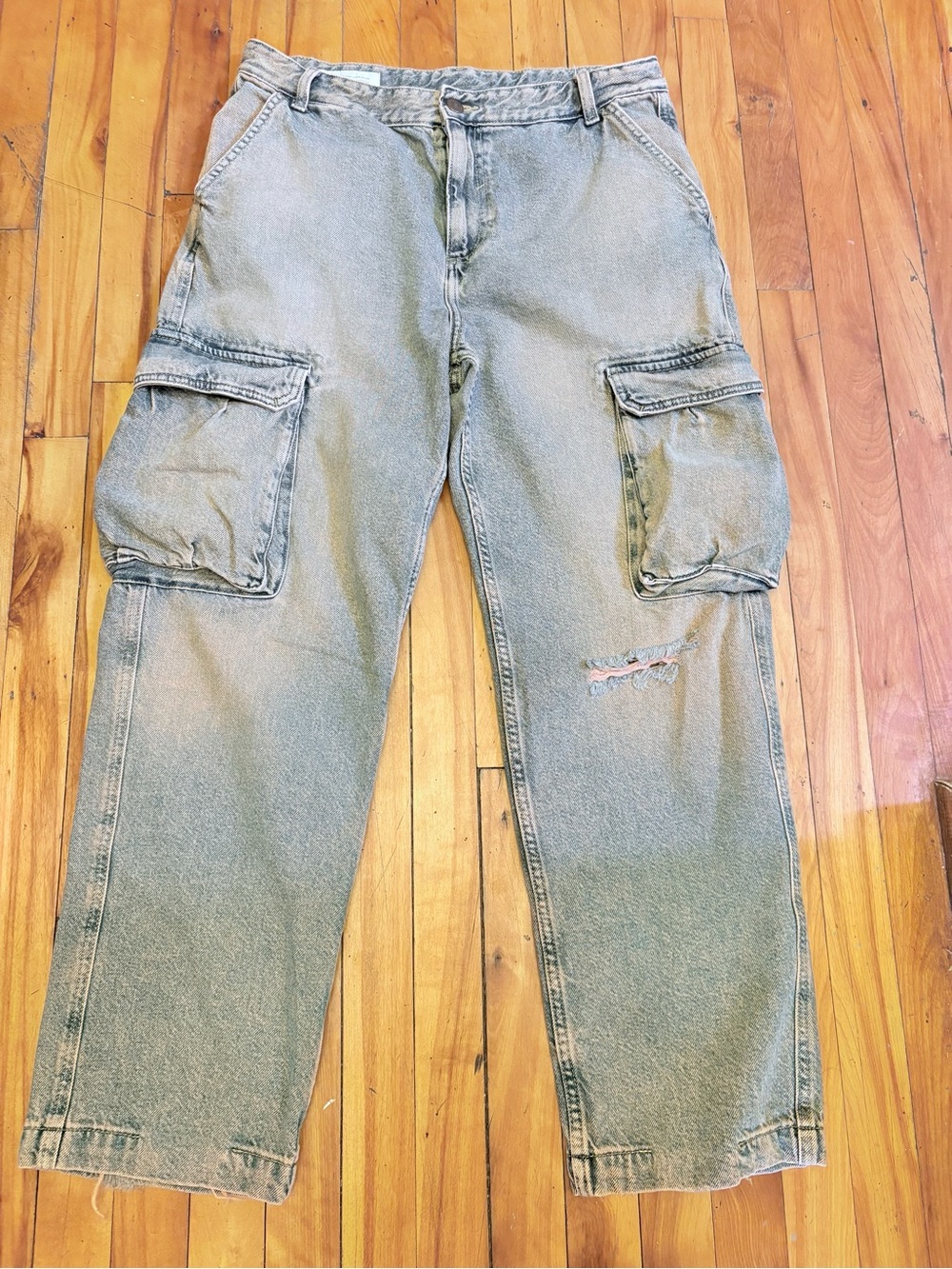 Zara Men's Cargo Pants in Washed Light Blue - Size 34